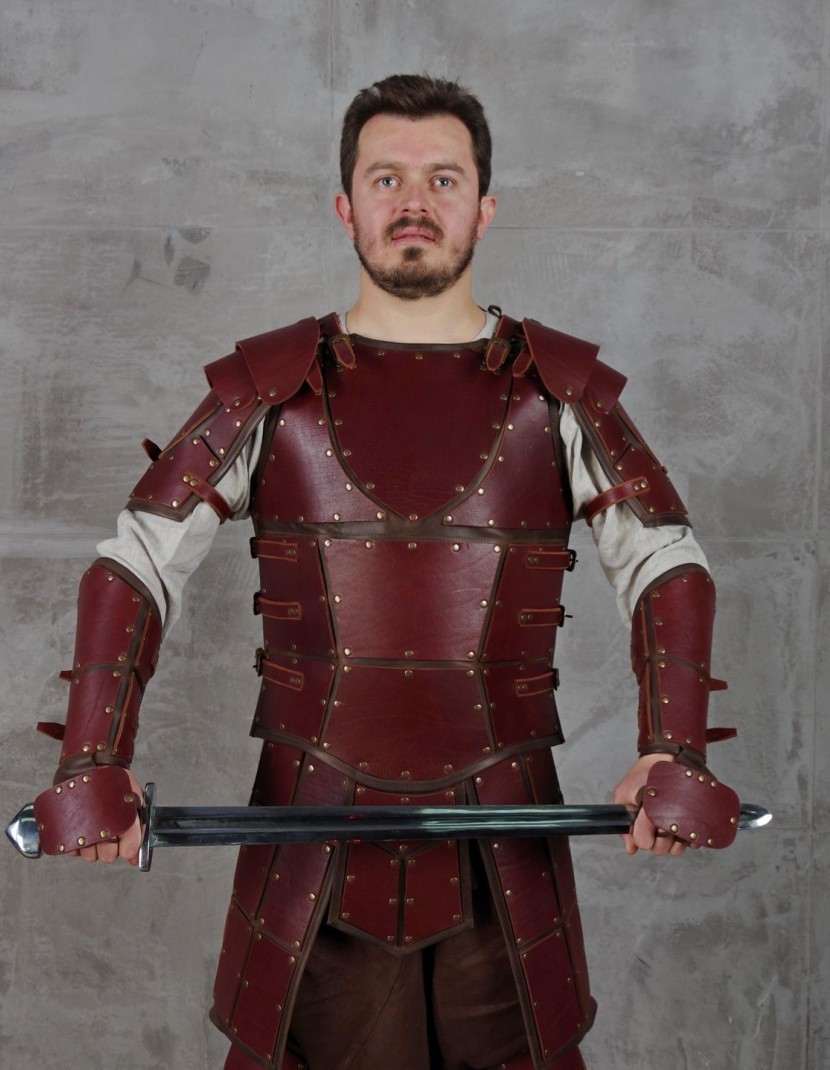 Leather armour in style of Game of Thrones photo made by Steel-mastery.com