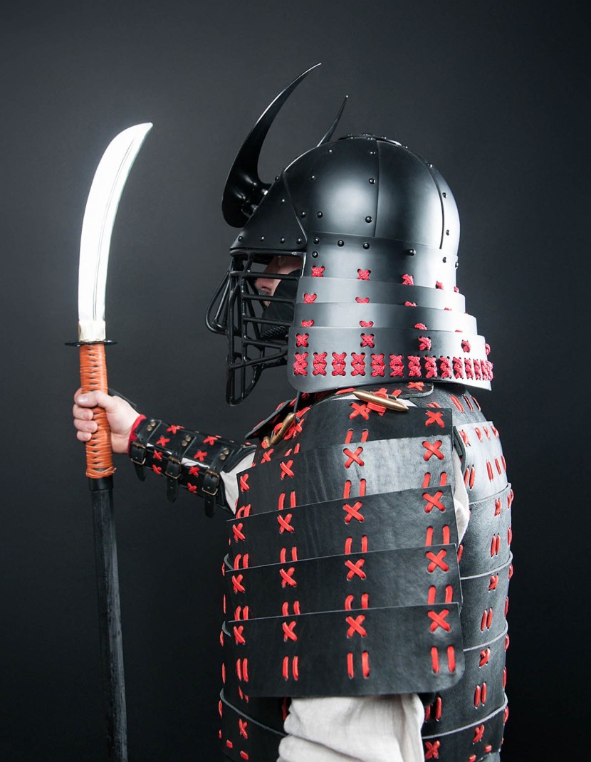 O Yoroi - Japanese samurai leather warrior armor photo made by Steel-mastery.com