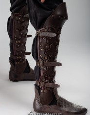 Star fantasy leather greaves with knee protection 