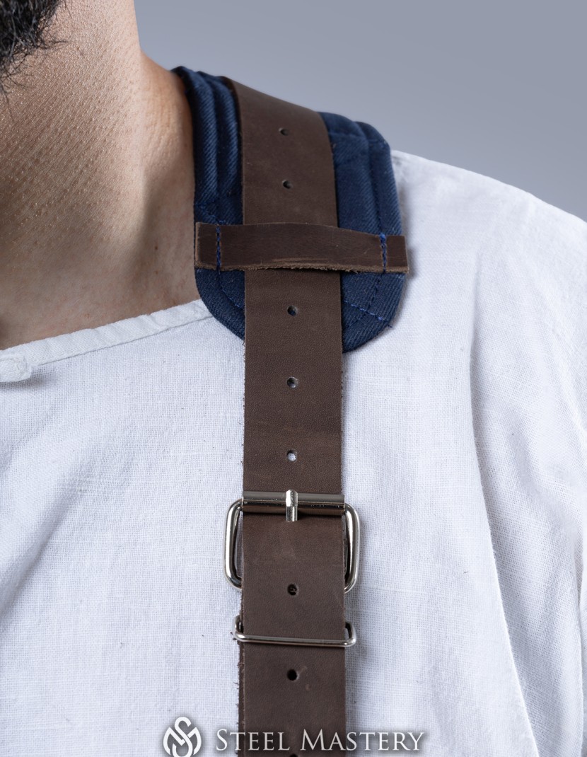 Belt for chausses with leather suspenders photo made by Steel-mastery.com