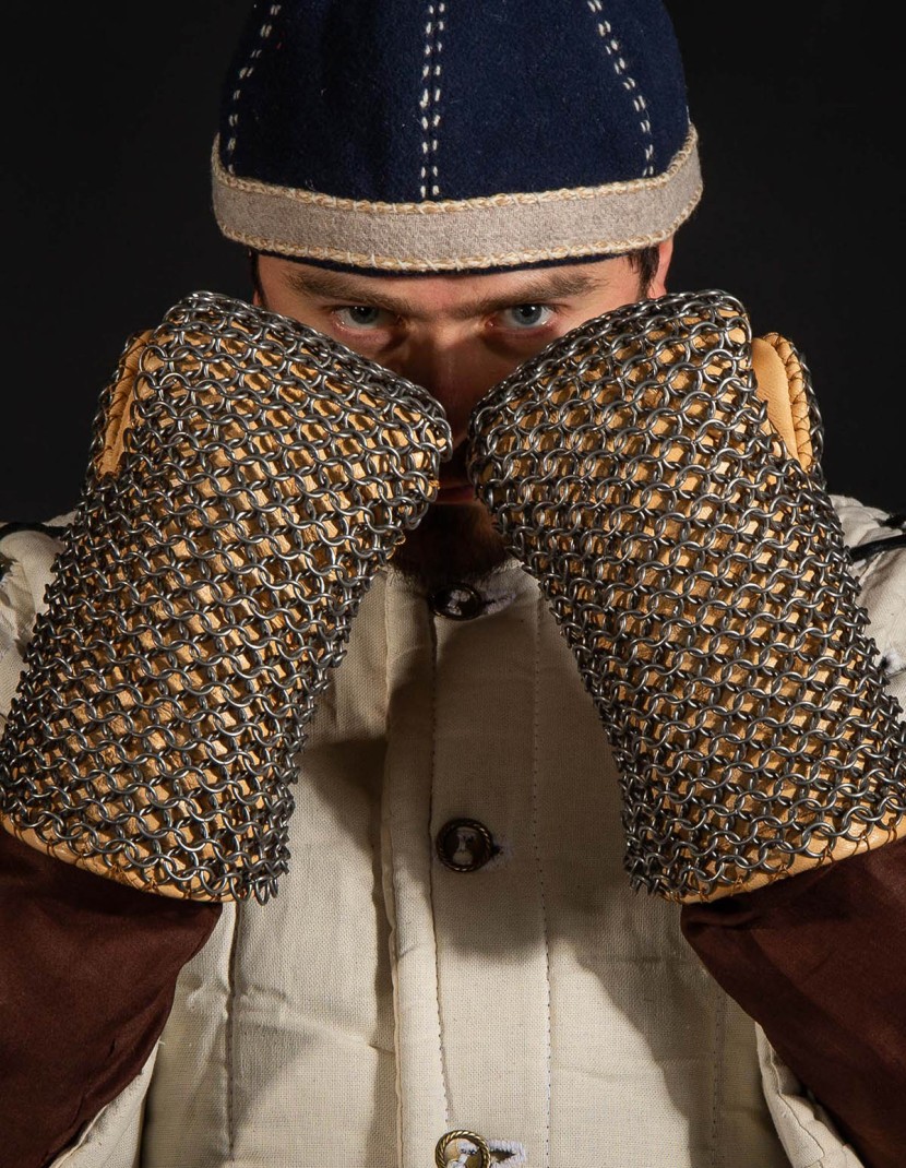 Mail hand protection photo made by Steel-mastery.com