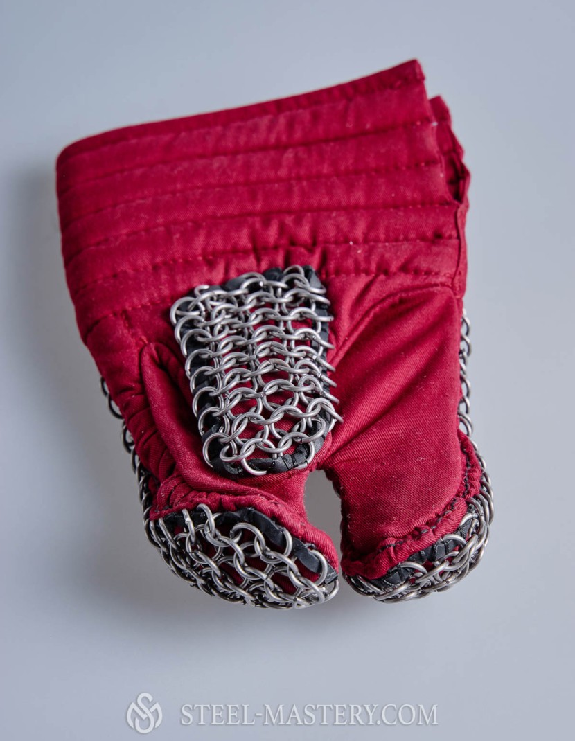 Padded gauntlets with chain mail protection photo made by Steel-mastery.com