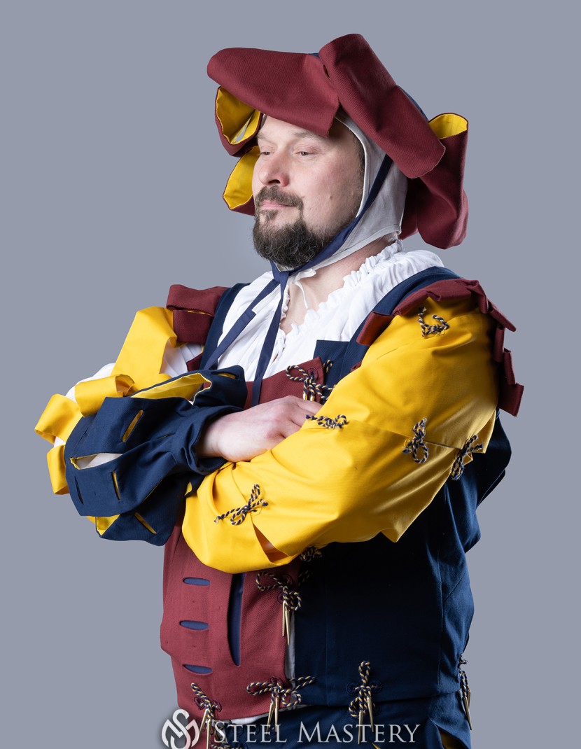 Landsknecht s hat with feathers photo made by Steel-mastery.com