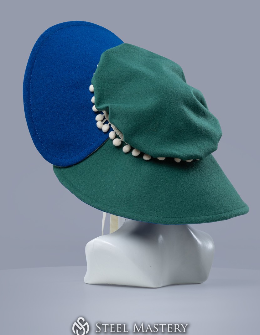 Landsknecht hat with bows photo made by Steel-mastery.com