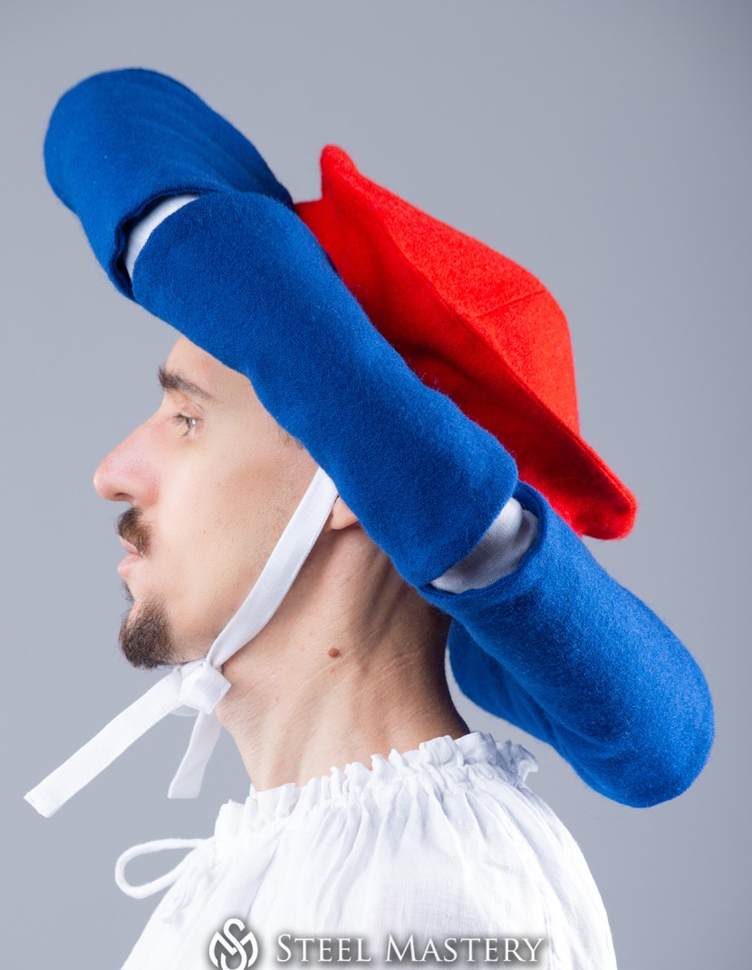 Landsknecht hat with cuts photo made by Steel-mastery.com