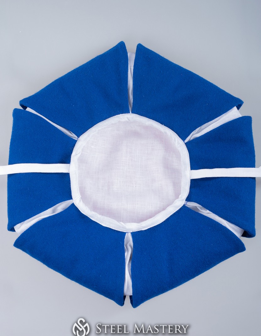 Landsknecht hat with cuts photo made by Steel-mastery.com