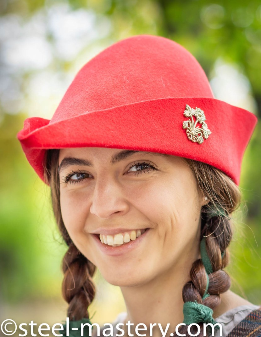 Tyrolean hat with a curly edge photo made by Steel-mastery.com