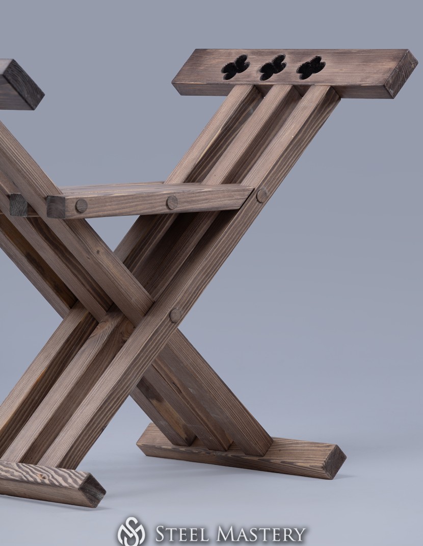 Medieval Quatrefoil Folding Chair photo made by Steel-mastery.com