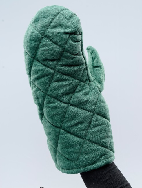 Ordinary padded mittens 