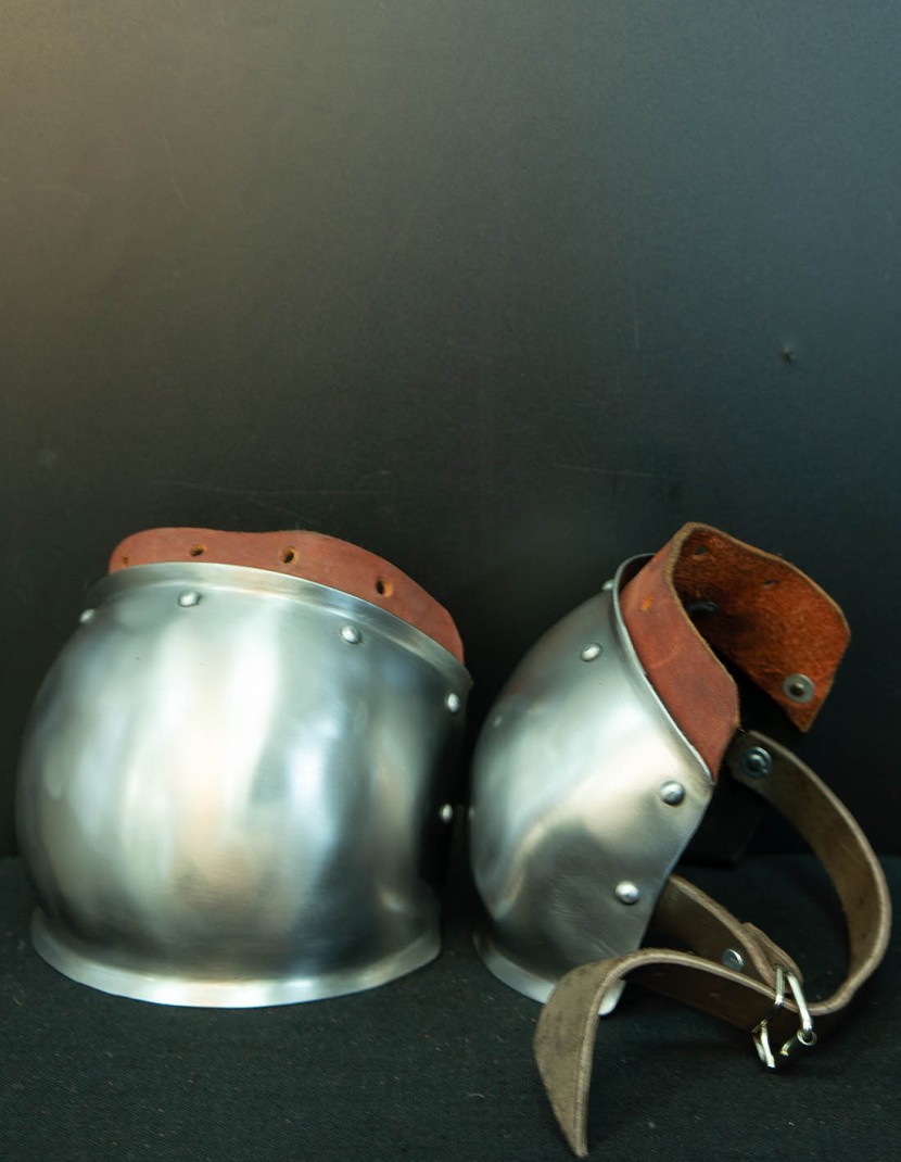 STEEL KNEE CAP WITH BROWN LEATHER photo made by Steel-mastery.com