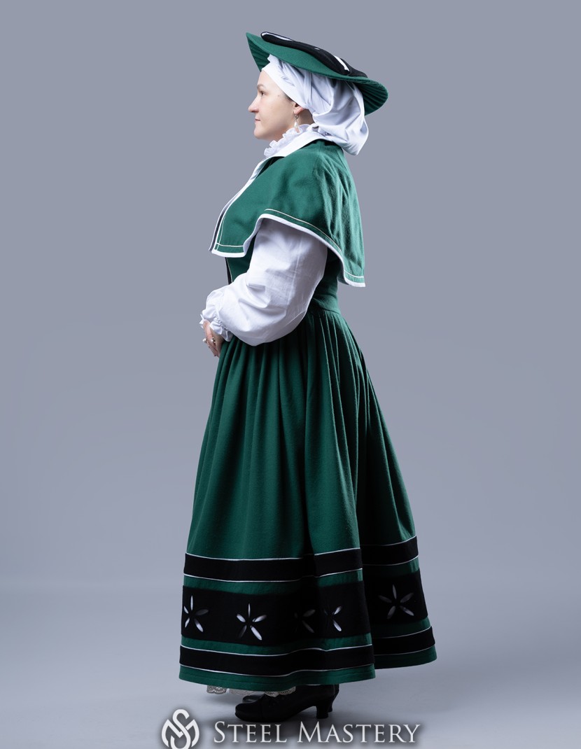 Green Women's Landsknecht costume,  Kampfrau dress - in stock photo made by Steel-mastery.com