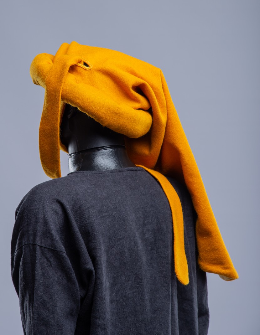 Yellow woolen chaperon XV century in stock photo made by Steel-mastery.com