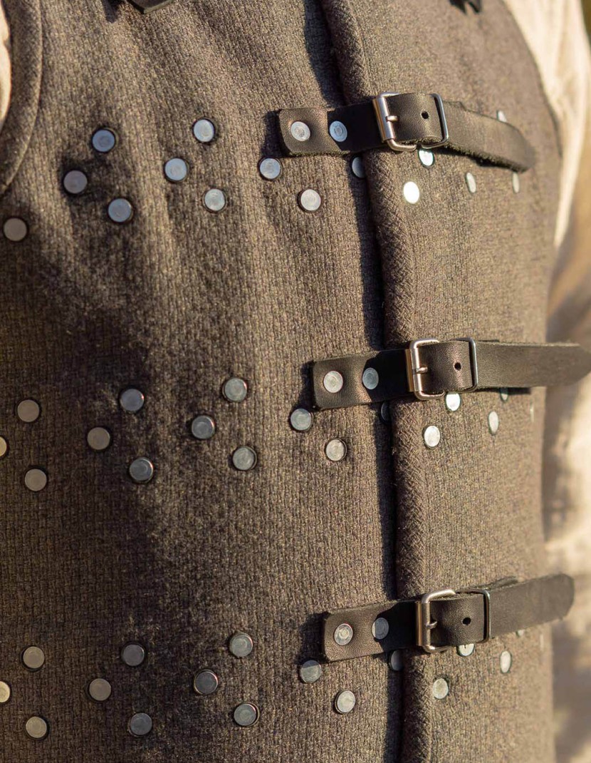 SMALL-PLATED WOOLEN EUROPIAN BRIGANDINE  photo made by Steel-mastery.com