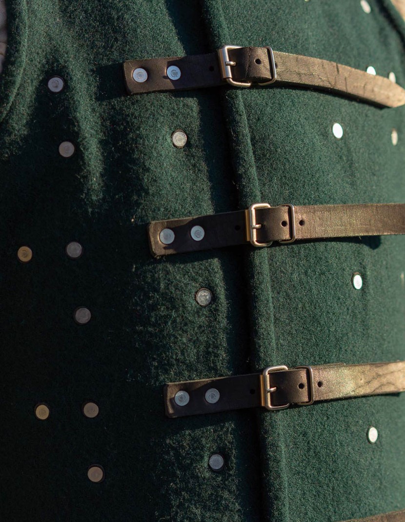 GREEN WOOLEN BRIGANDINE photo made by Steel-mastery.com