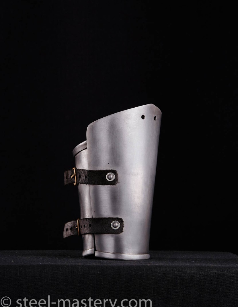 STEEL MEDIEVAL BRACERS  photo made by Steel-mastery.com