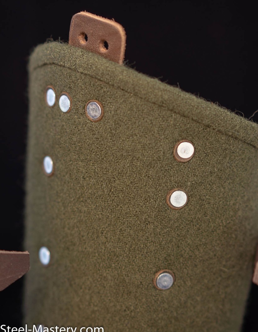 DARK GREEN WOOLEN MEDIEVAL BRACERS  photo made by Steel-mastery.com