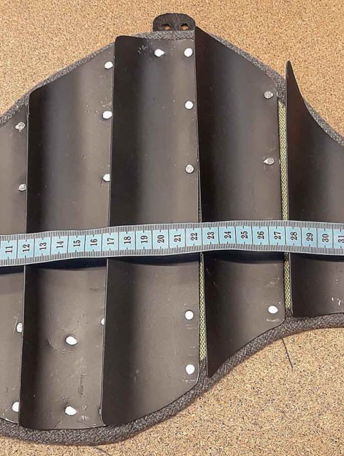 BRIGANDINE PROTECTION OF UPPER PART OF ARM WITH RED FACING