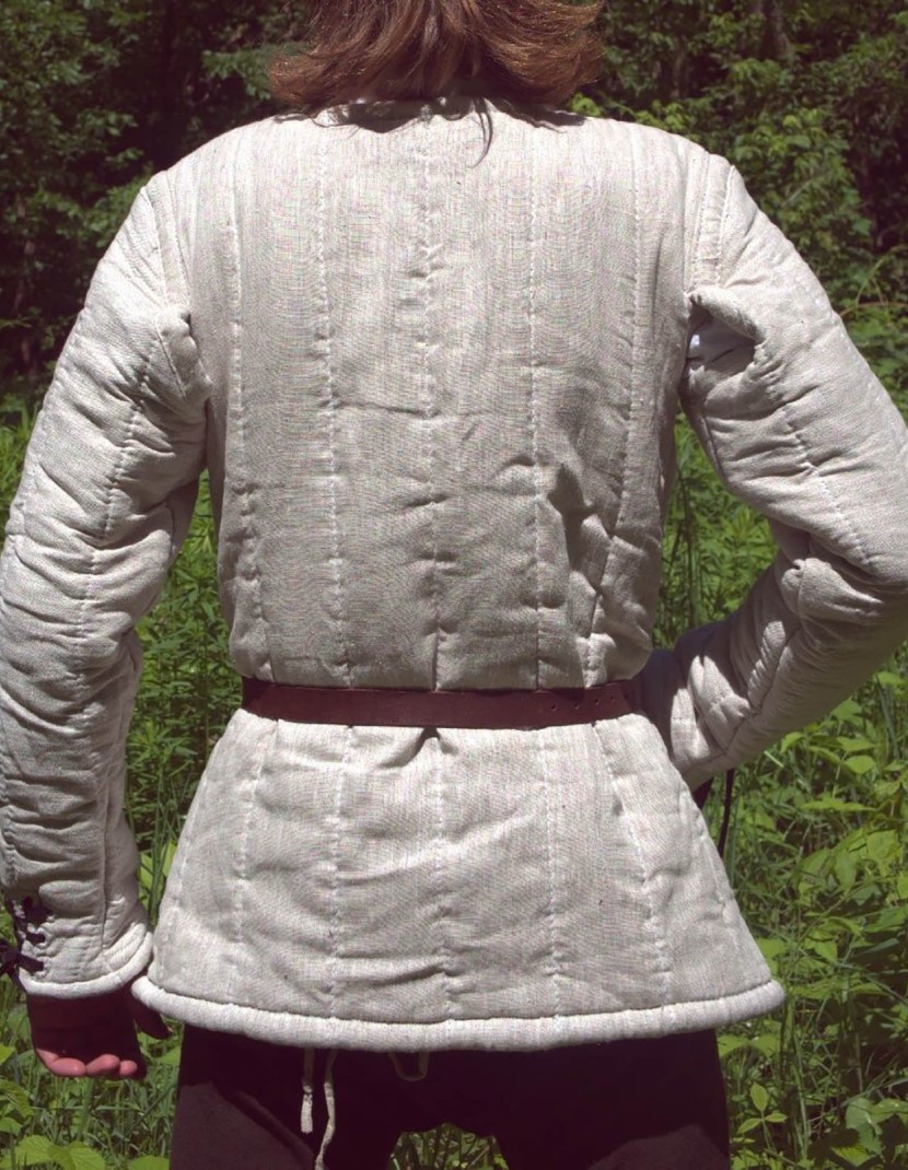 Renaissance linen gambeson photo made by Steel-mastery.com