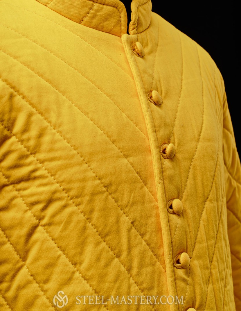 Traditional yellow gambeson (L-size) photo made by Steel-mastery.com