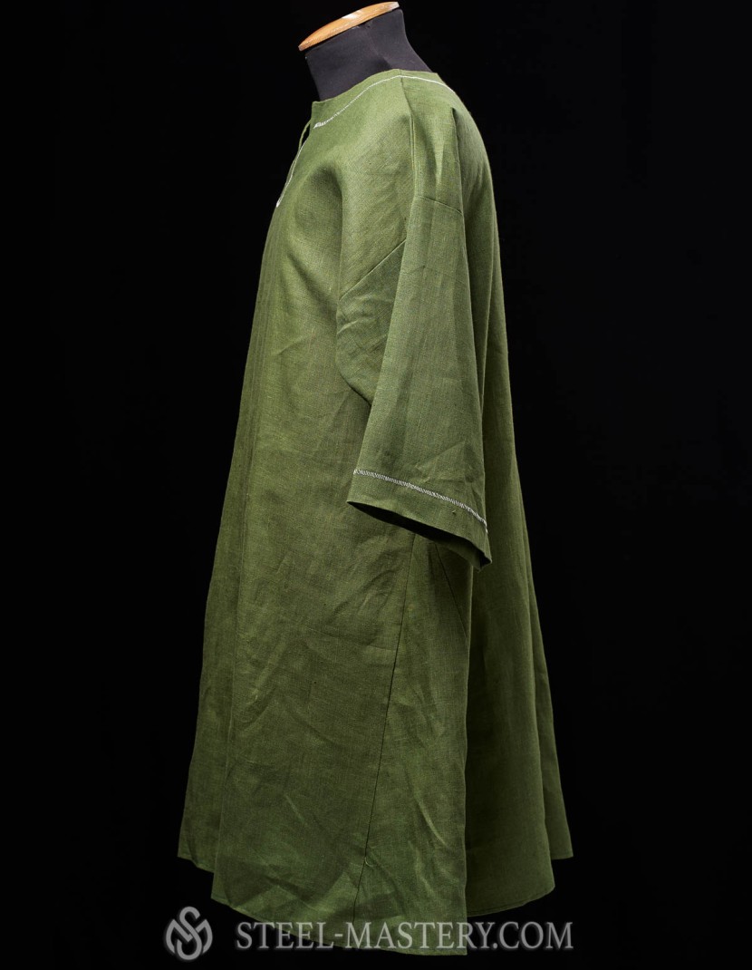 Medieval green tunic photo made by Steel-mastery.com