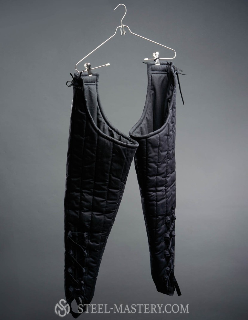 Black long padded chausses  photo made by Steel-mastery.com