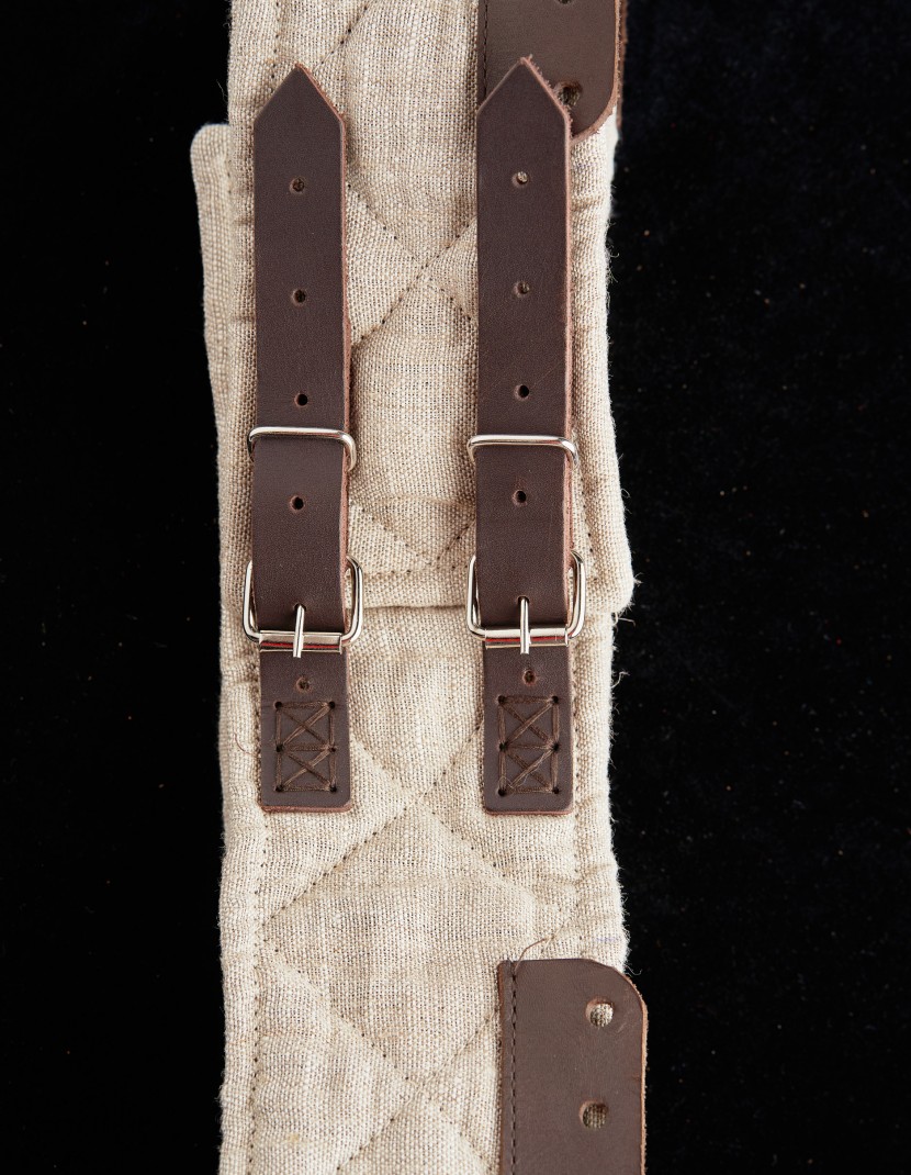 Linen padded belt photo made by Steel-mastery.com