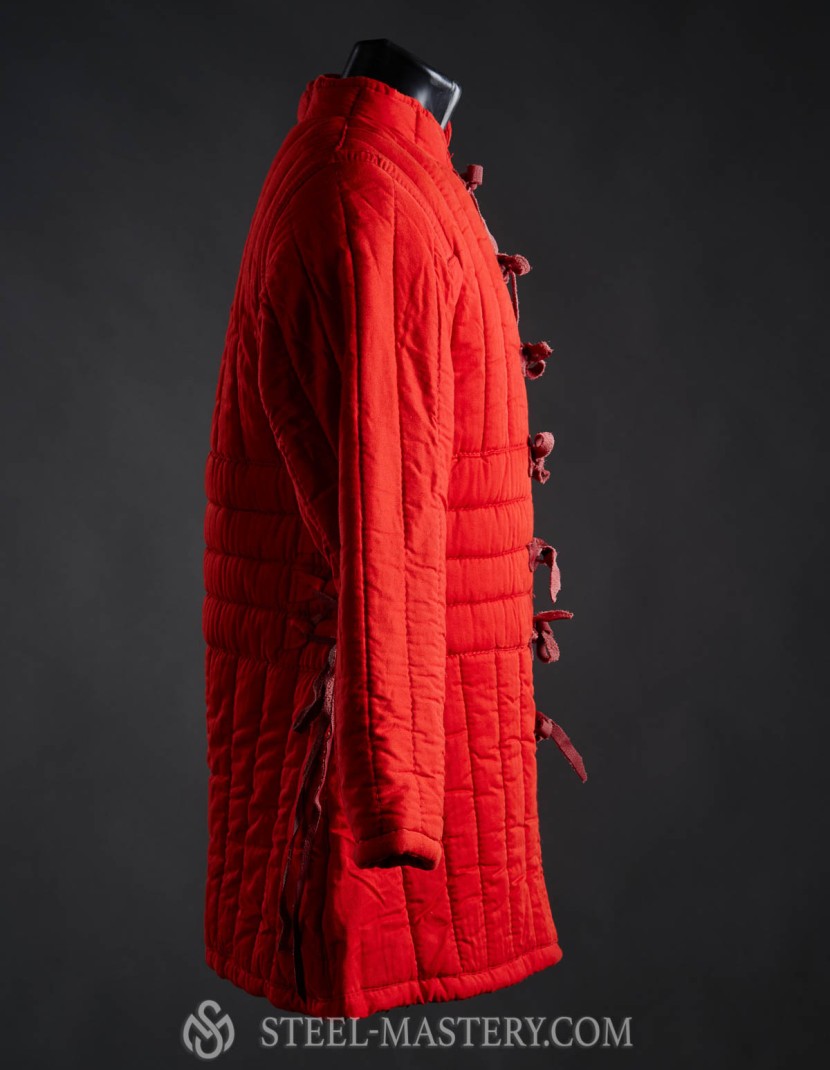 Red women’s gambeson, L-size photo made by Steel-mastery.com