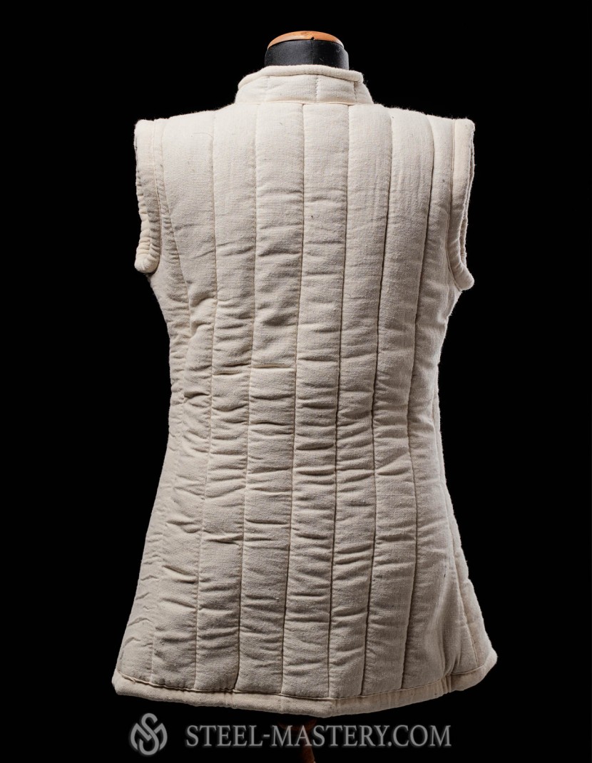 Sleeveless gambeson uncolored S photo made by Steel-mastery.com