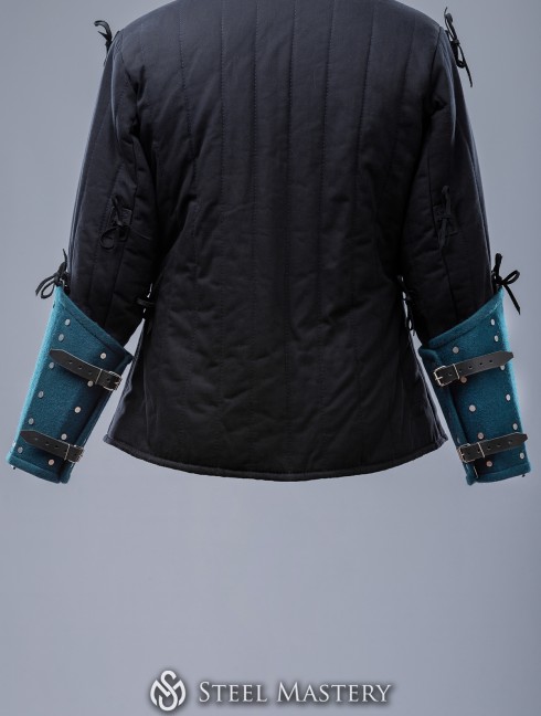 DARK GREEN WOOLEN MEDIEVAL BRACERS L SIZE IN STOCK 