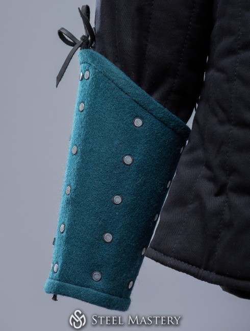 DARK GREEN WOOLEN MEDIEVAL BRACERS L SIZE IN STOCK 