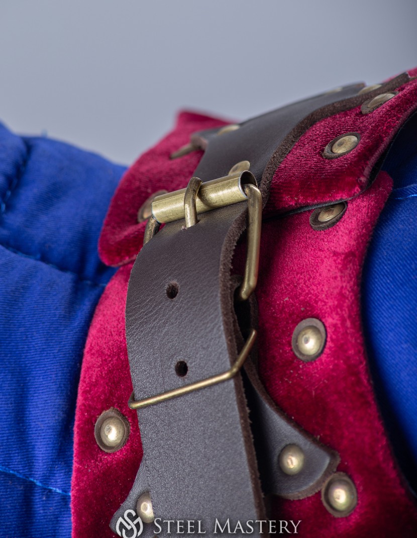 Wine red Caesar large-plated brigandine in stock photo made by Steel-mastery.com