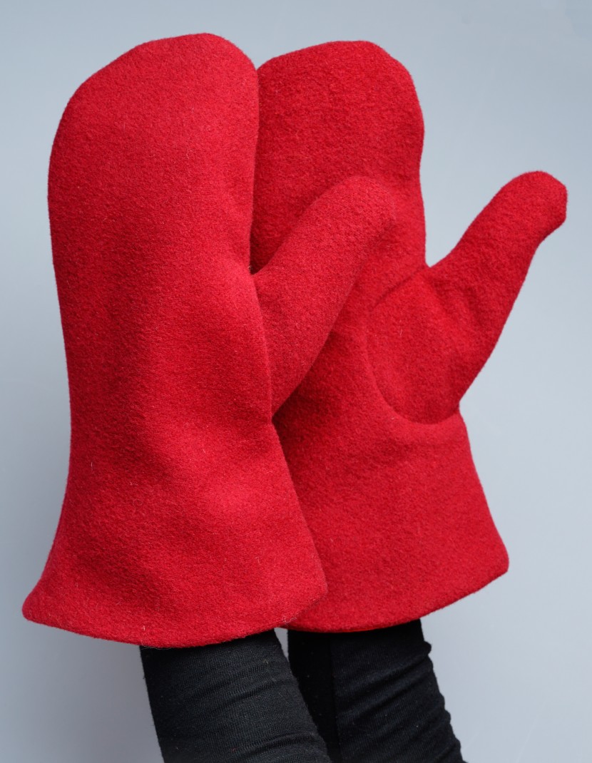Red Woolen Mittens  photo made by Steel-mastery.com