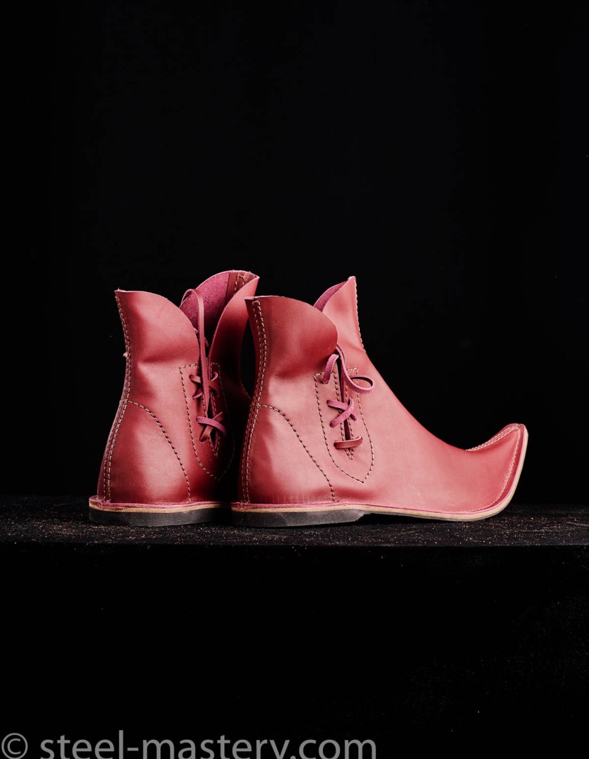 Burgundy Poulaines  photo made by Steel-mastery.com