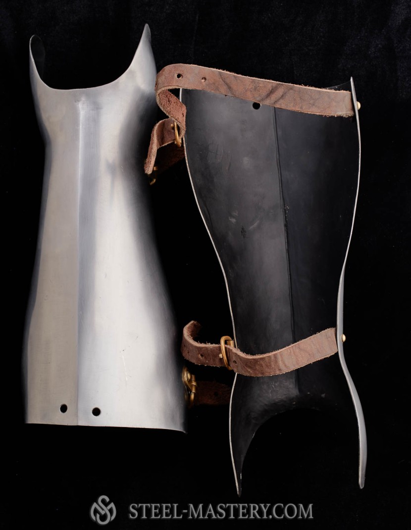 14TH - 16TH STYLE HALF GREAVES MADE OF STEEL  photo made by Steel-mastery.com