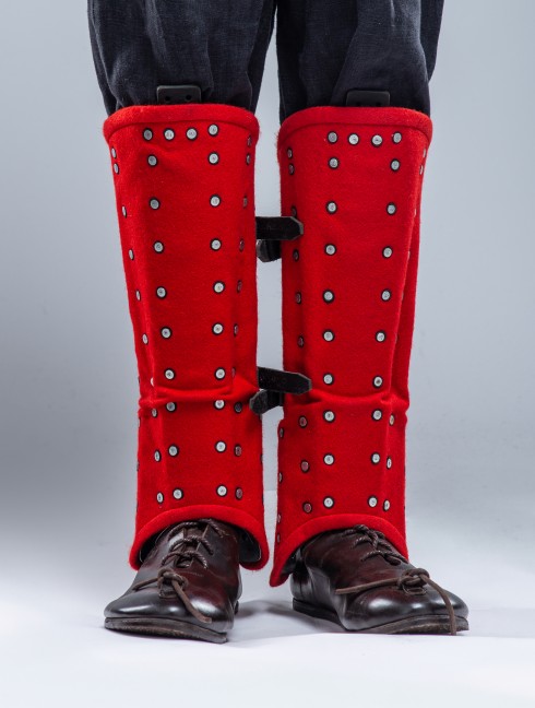 RED WOOLEN BRIGANDINE GREAVES S SIZE IN STOCK