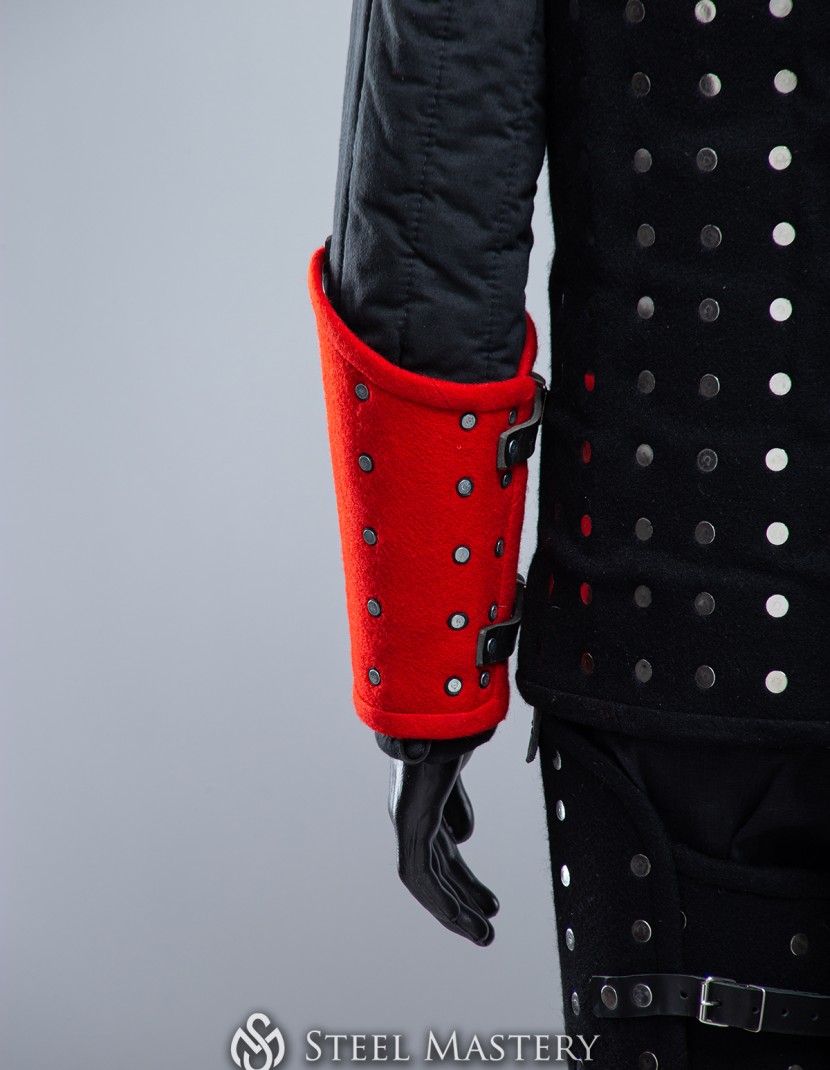 RED WOOLEN MEDIEVAL BRACERS M SIZE IN STOCK photo made by Steel-mastery.com