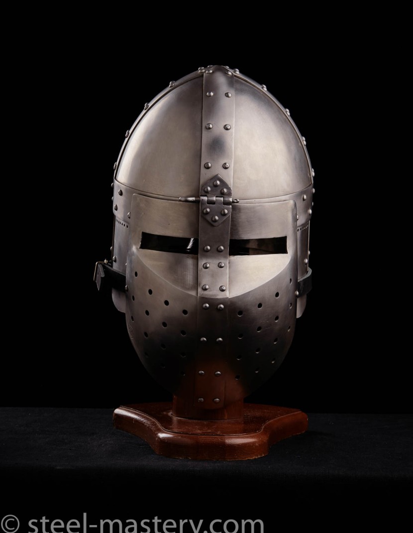 HELMET WITH TWO VISORS photo made by Steel-mastery.com