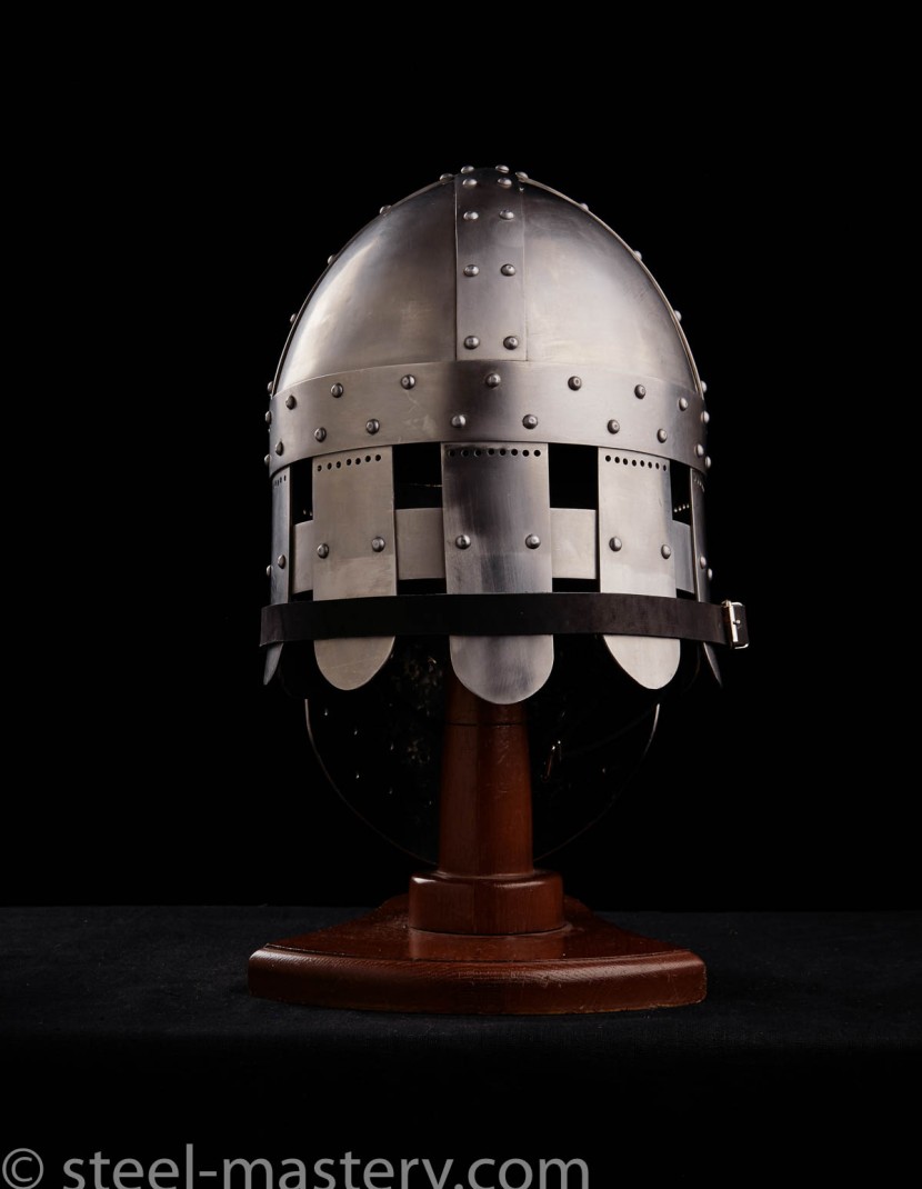 HELMET WITH TWO VISORS photo made by Steel-mastery.com