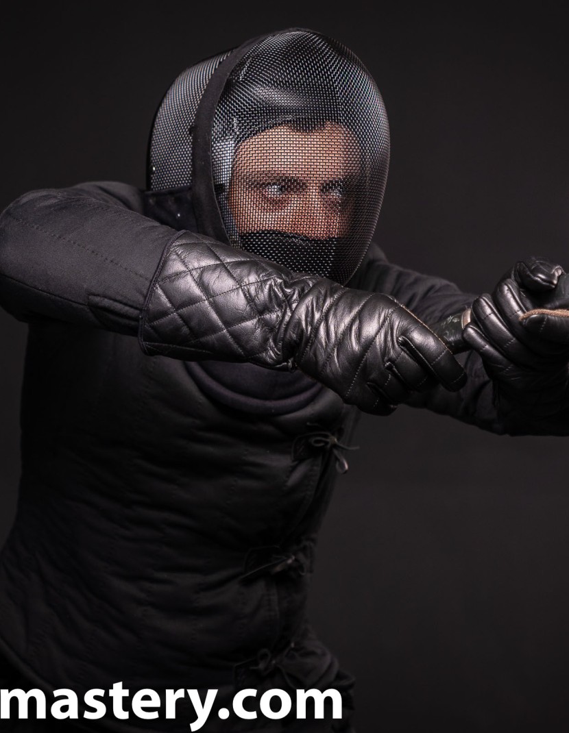HEMA fencing mask 1000N photo made by Steel-mastery.com