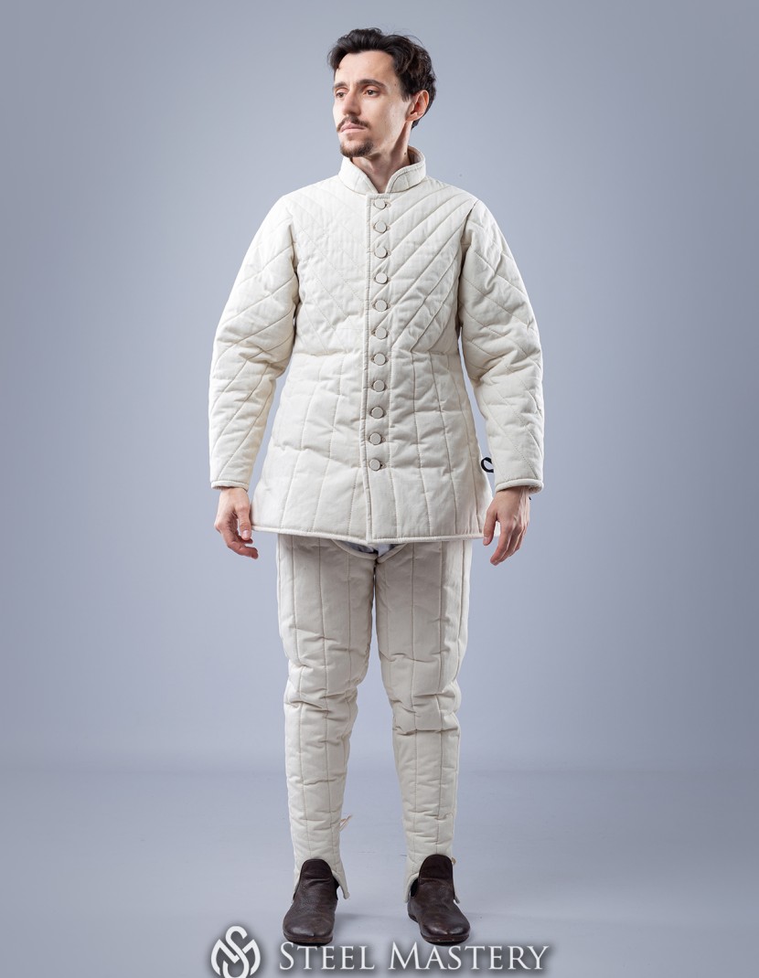 GAMBESON AND CHAUSSES FENCING SET photo made by Steel-mastery.com