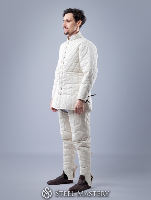 GAMBESON AND CHAUSSES FENCING SET