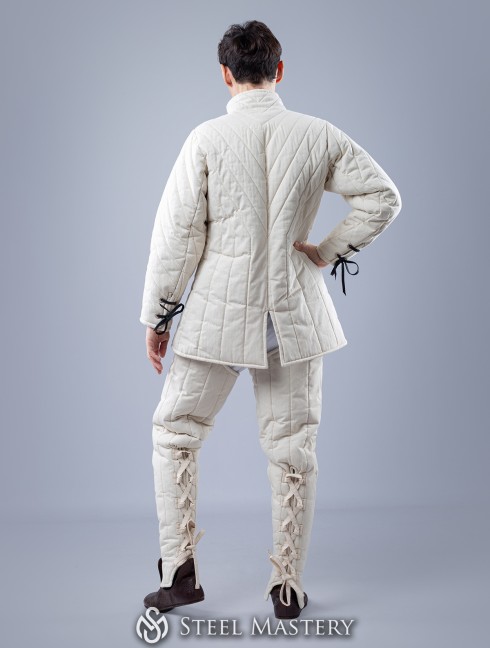 GAMBESON AND CHAUSSES FENCING SET