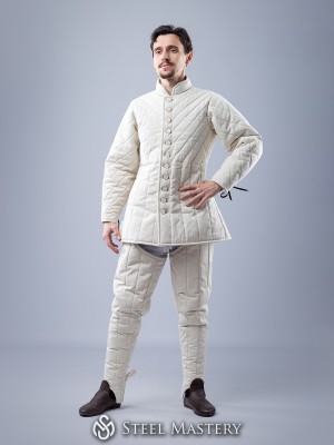GAMBESON AND CHAUSSES FENCING SET