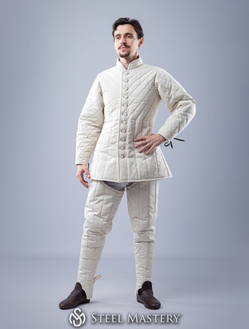 GAMBESON AND CHAUSSES FENCING SET