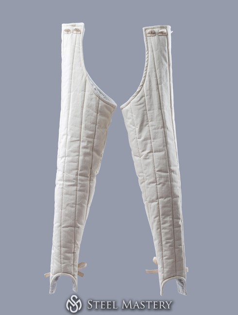 GAMBESON AND CHAUSSES FENCING SET