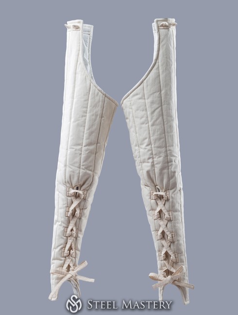 GAMBESON AND CHAUSSES FENCING SET