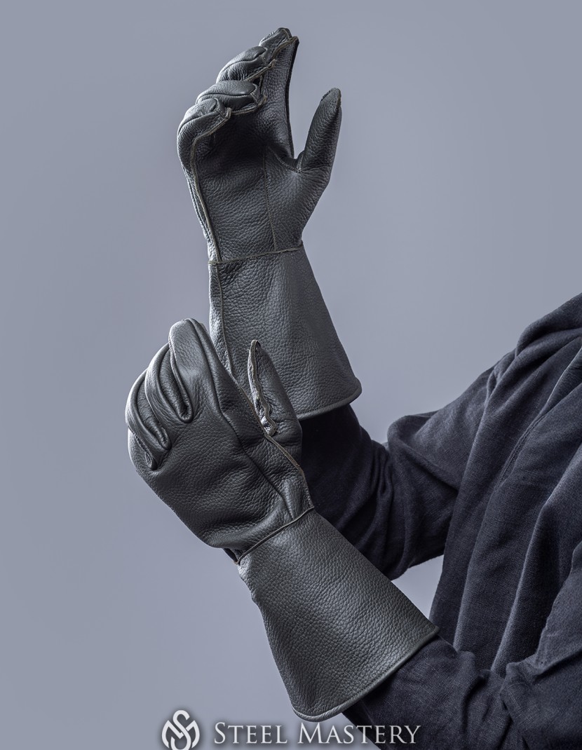"NIGTHBLOOM" leather gloves photo made by Steel-mastery.com