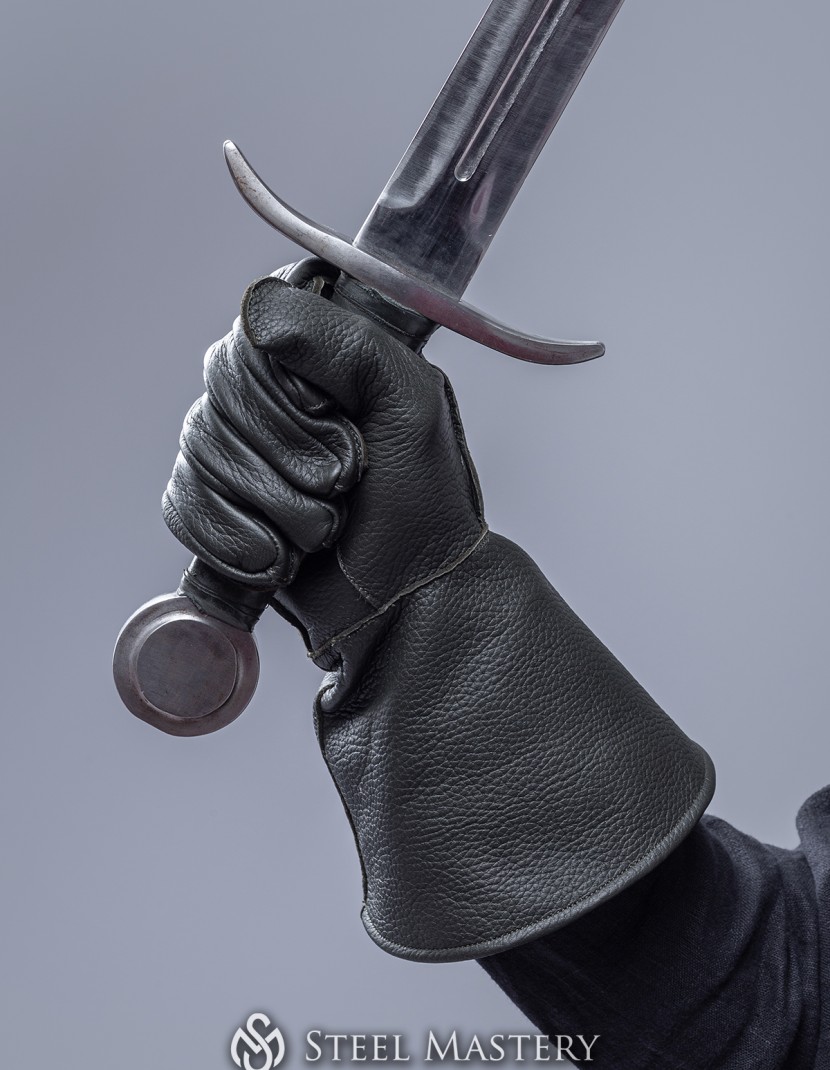 "NIGTHBLOOM" leather gloves photo made by Steel-mastery.com