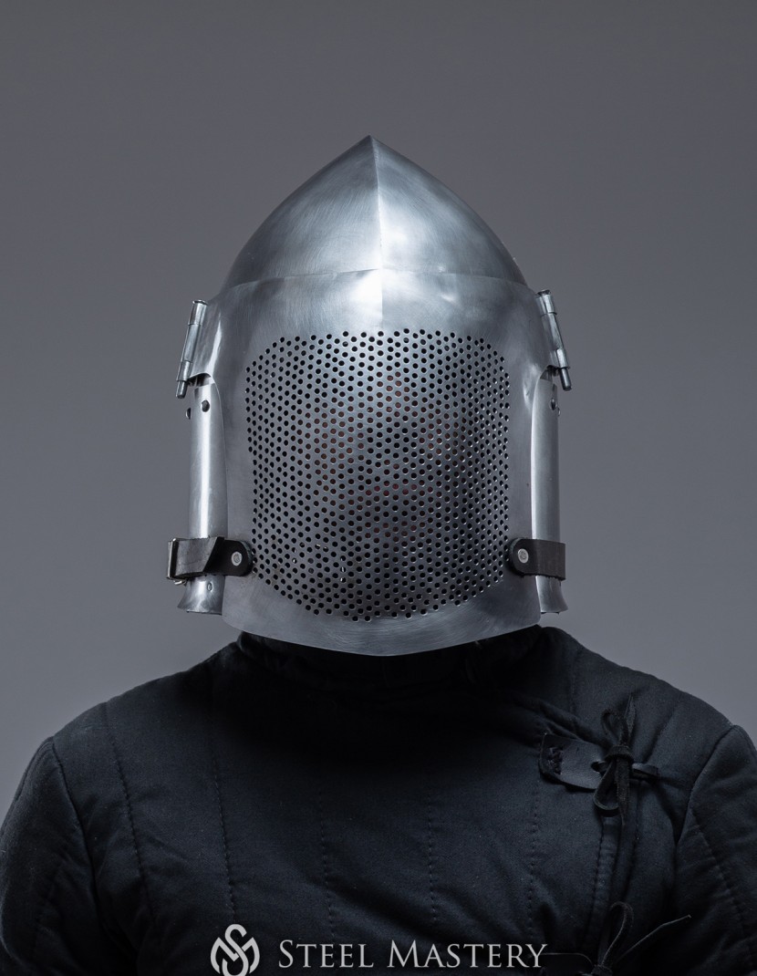 Fencing helmet photo made by Steel-mastery.com