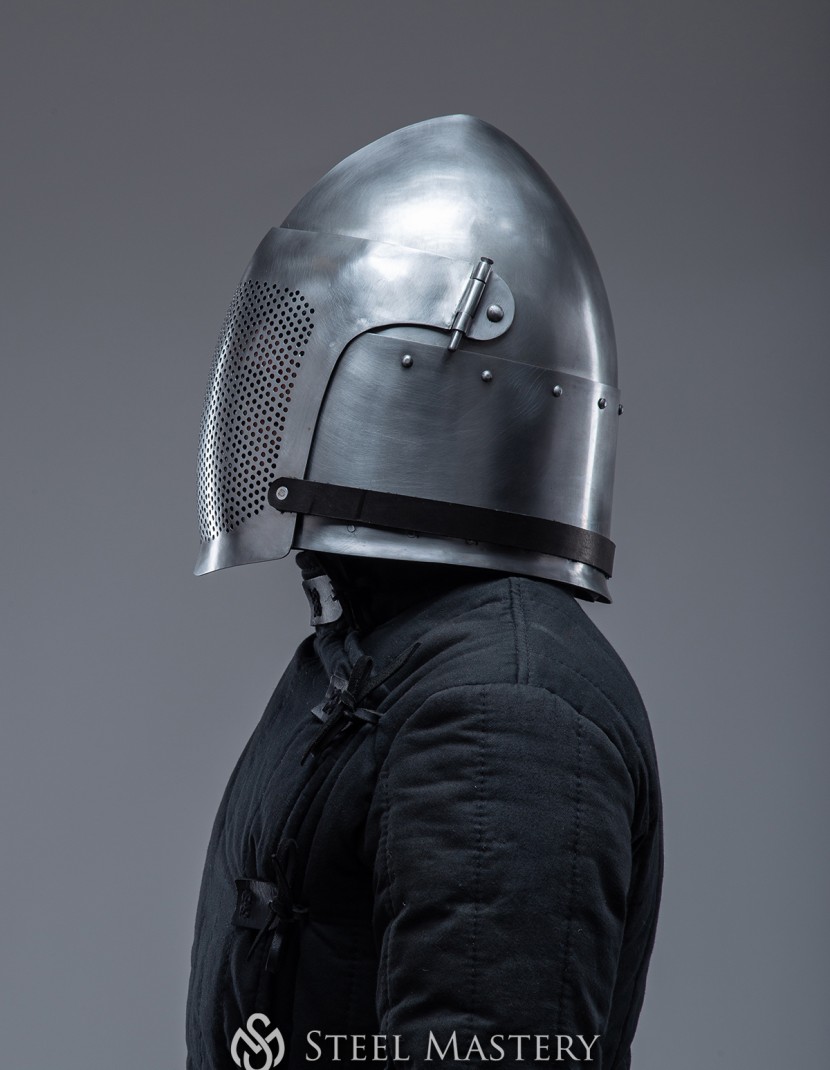 Fencing helmet photo made by Steel-mastery.com